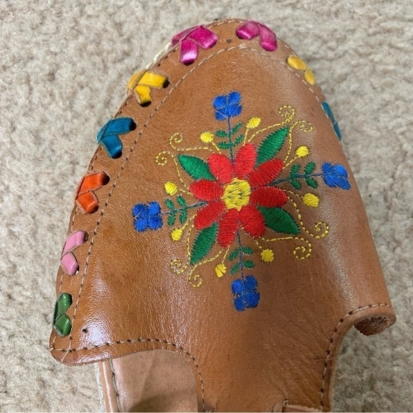 Macarena Collection Mexican lace colorful sandals - Picture 9 of 9